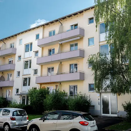 Stylisches In Mit Netflix & Balkon *