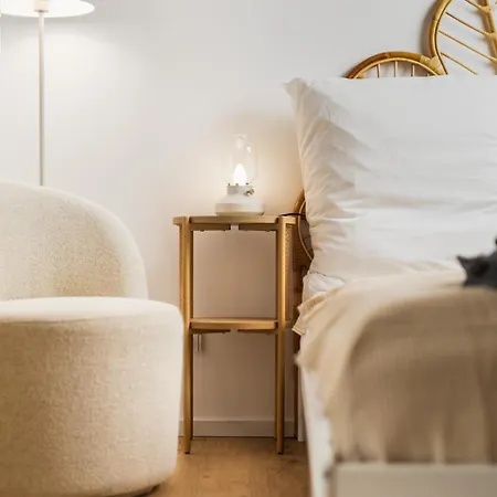 Stylisches In Mit Netflix & Balkon * Linz