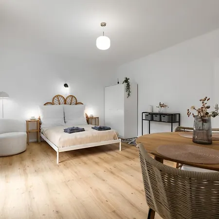 Stylisches In Mit Netflix & Balkon Apartmán
