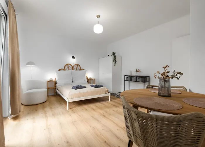 Stylisches In Mit Netflix & Balkon Appartement